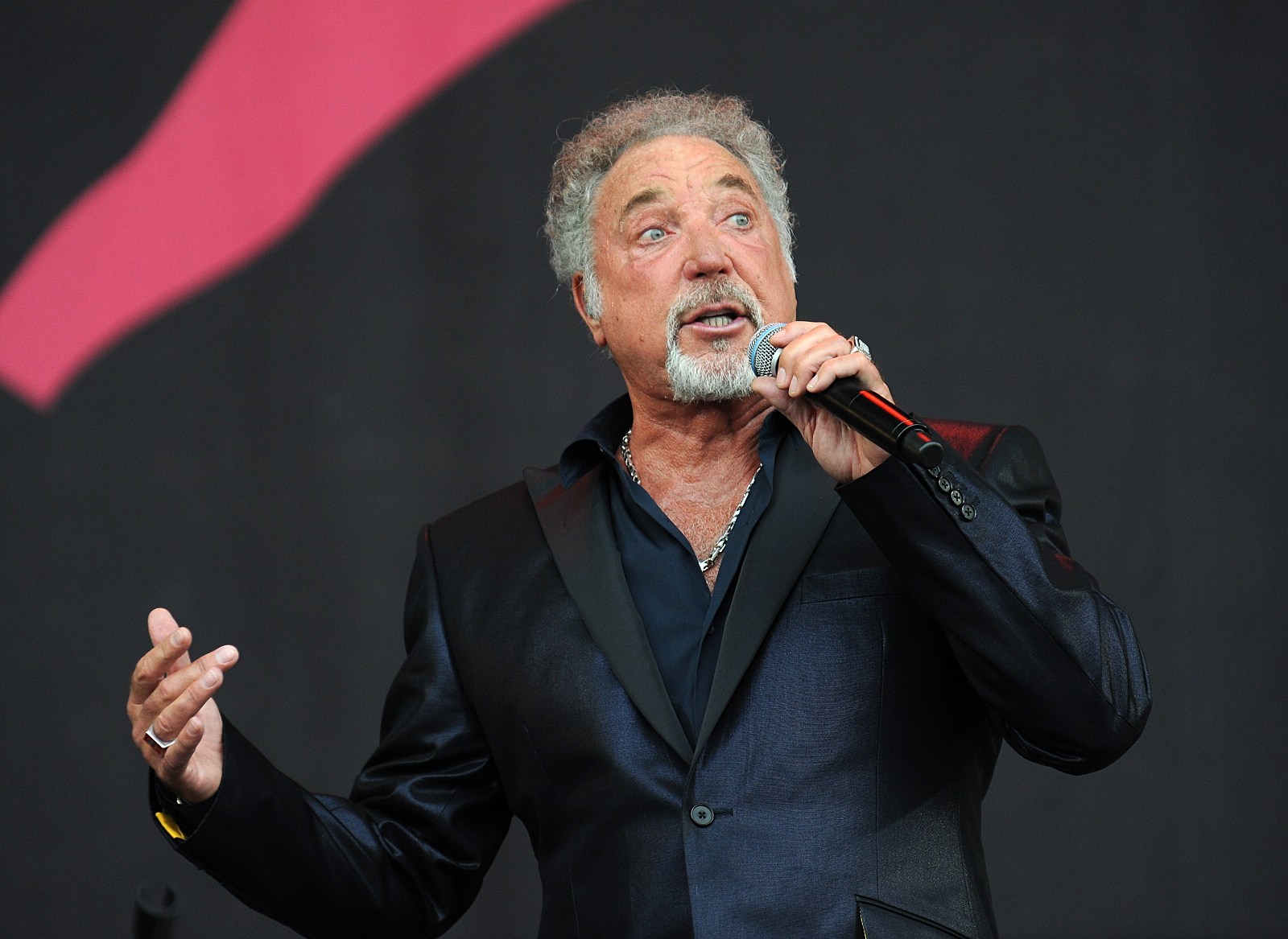 Tom Jones - Photo Actress