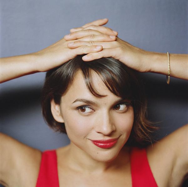 Norah Jones Announces US Tour Dates & Premieres Remixes Hip Online